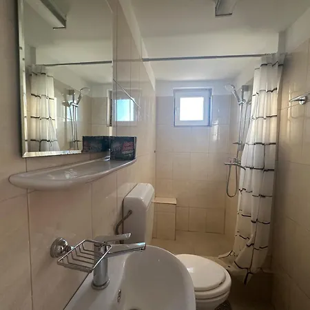 Casa Rustic Kwatera prywatna Piteszti